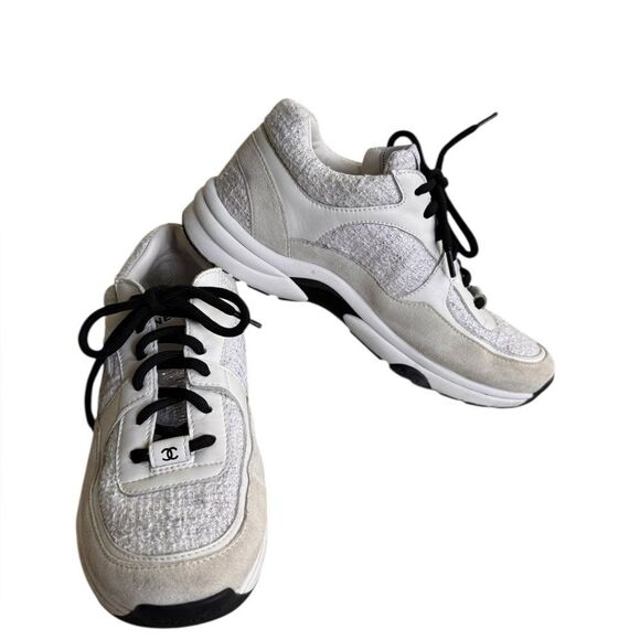 CHANEL Interlocking CC Logo Tweed Athletic Sneakers 38.5 - Picture 2 of 12